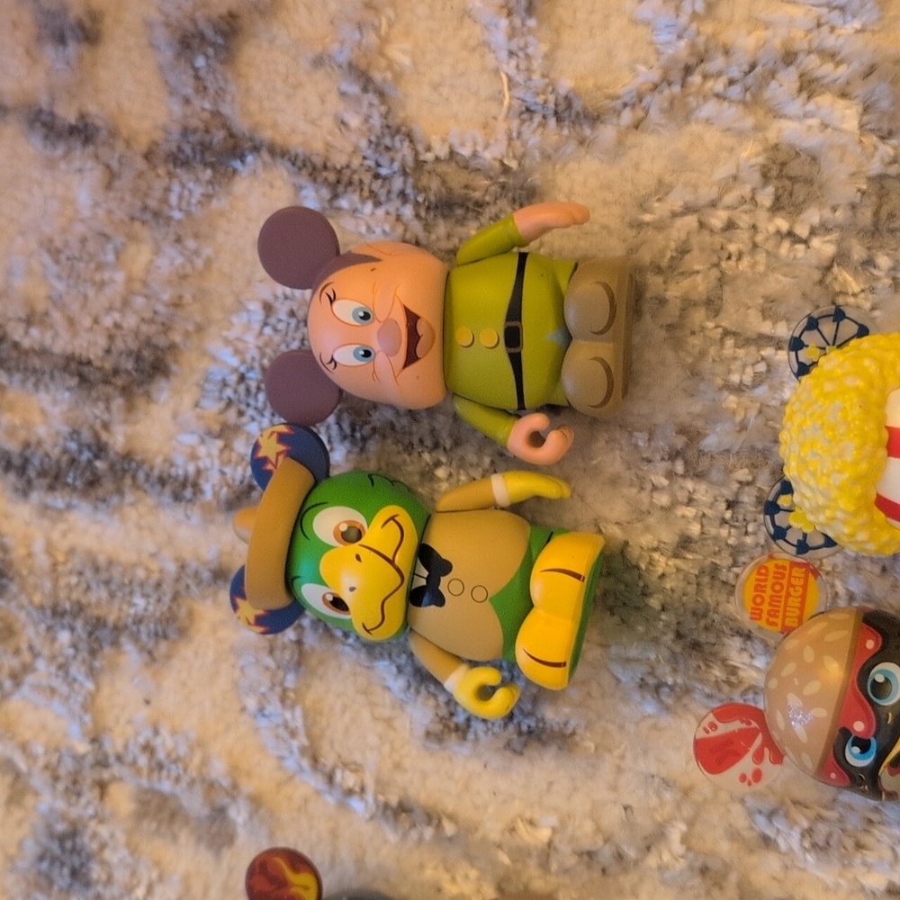 any 2 Vinylmations